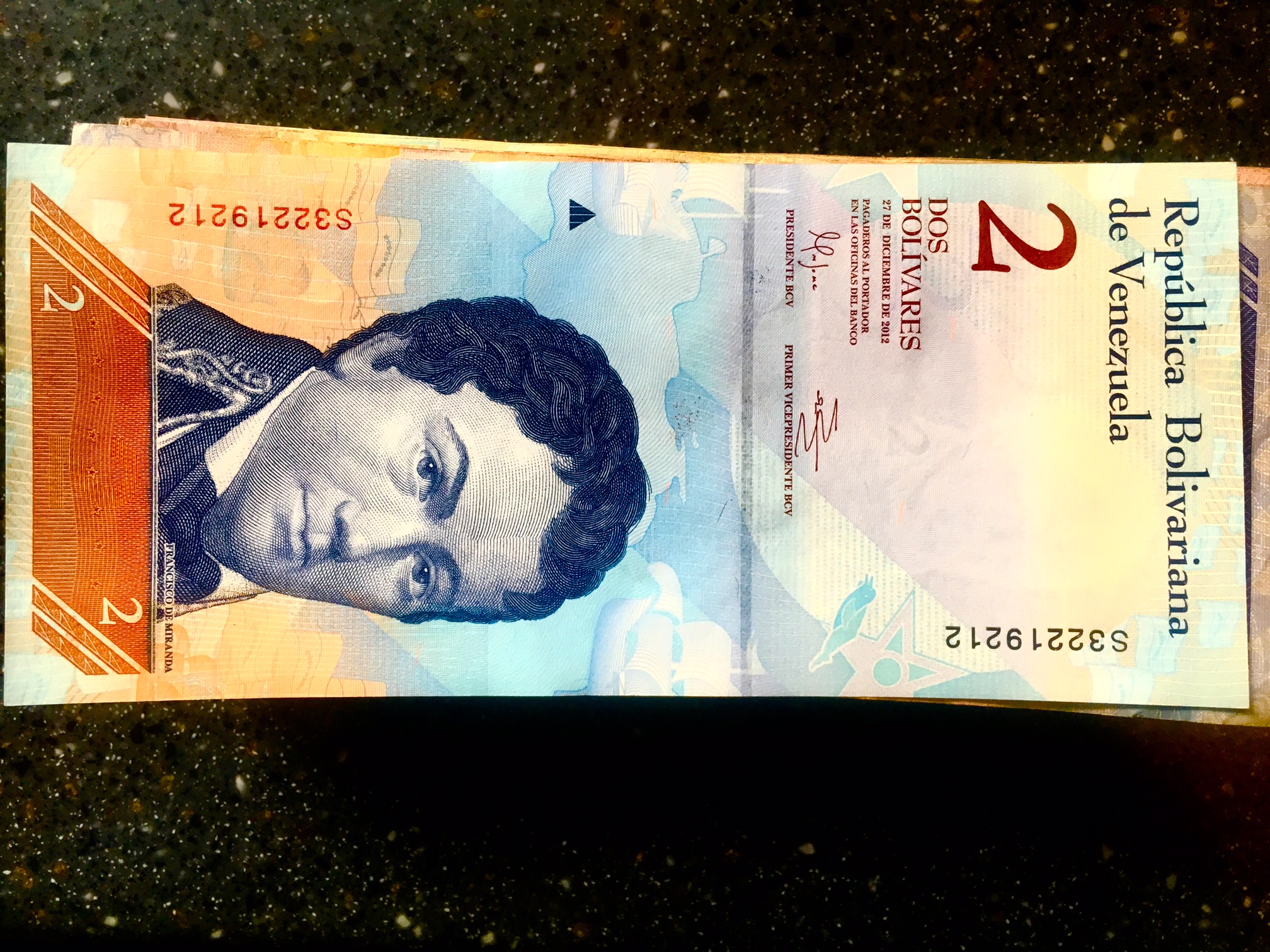 Venezuelan two-dollar bill 